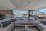 Prestige 590 dining